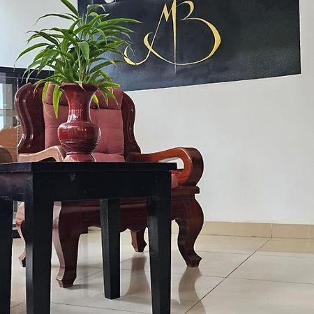 Retro Quarter Mb Hostel Siem Reap Ngoại thất bức ảnh