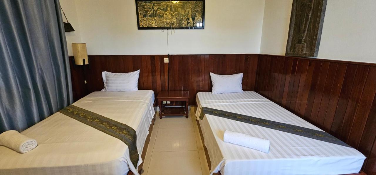 Retro Quarter Mb Hostel Siem Reap Ngoại thất bức ảnh