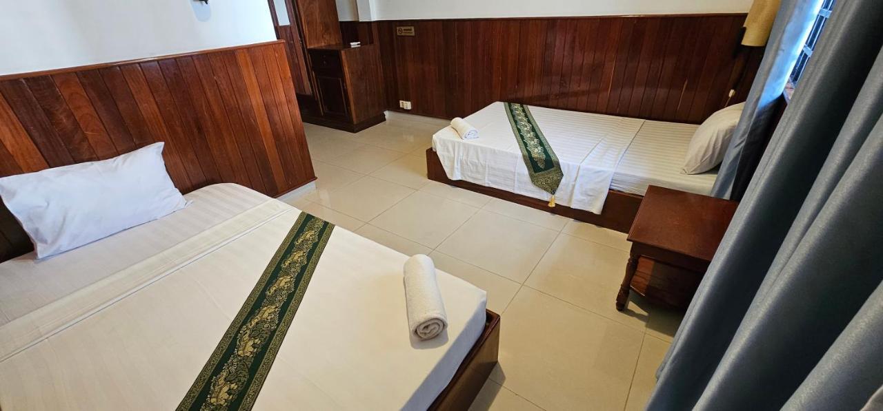 Retro Quarter Mb Hostel Siem Reap Ngoại thất bức ảnh