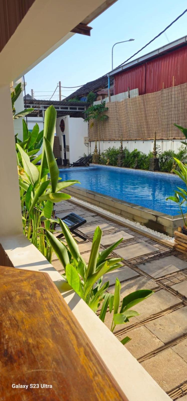 Retro Quarter Mb Hostel Siem Reap Ngoại thất bức ảnh
